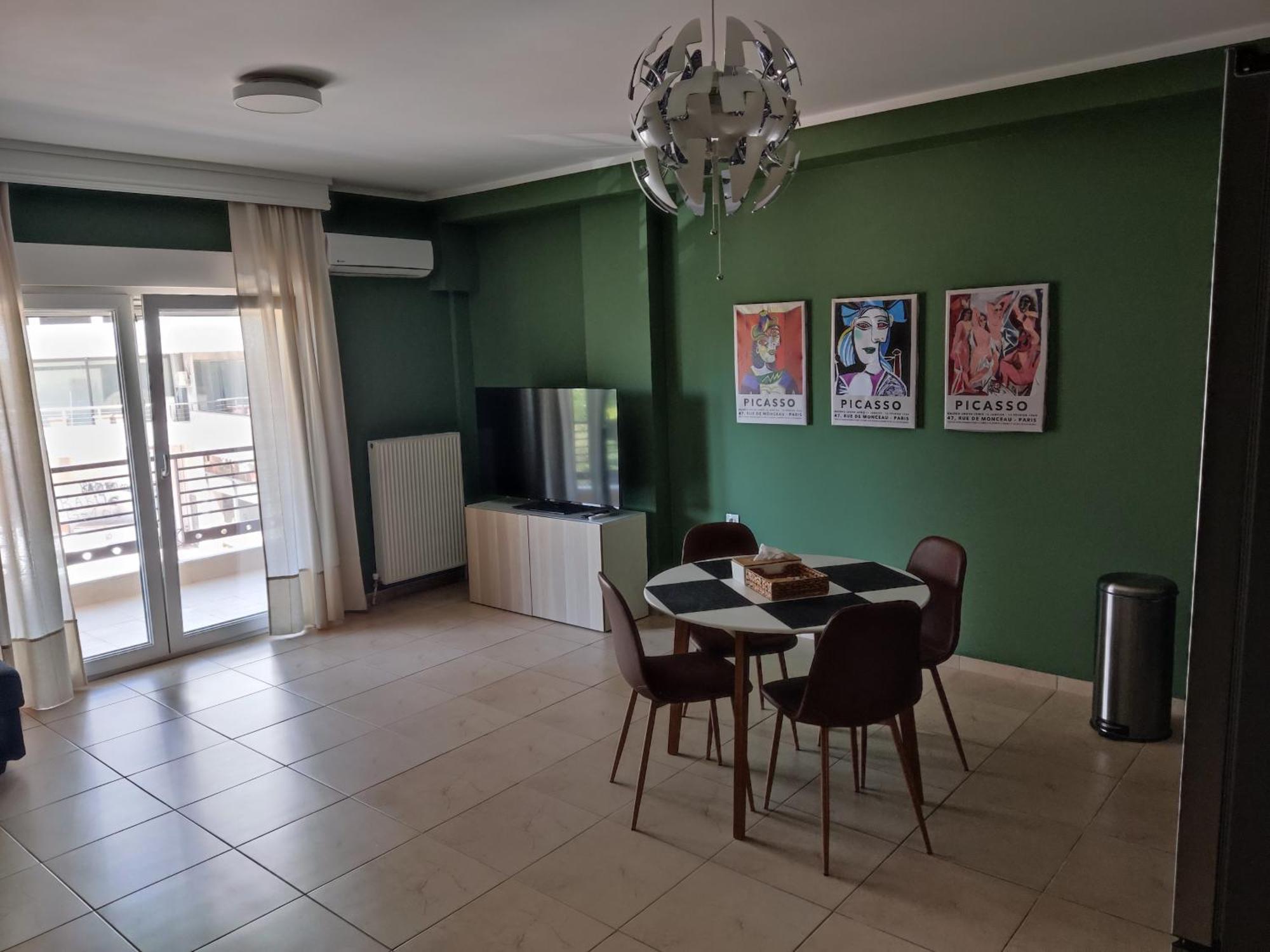 Cozy Apt! Friends & Family - Private Paid Parking 塞萨洛尼基 外观 照片